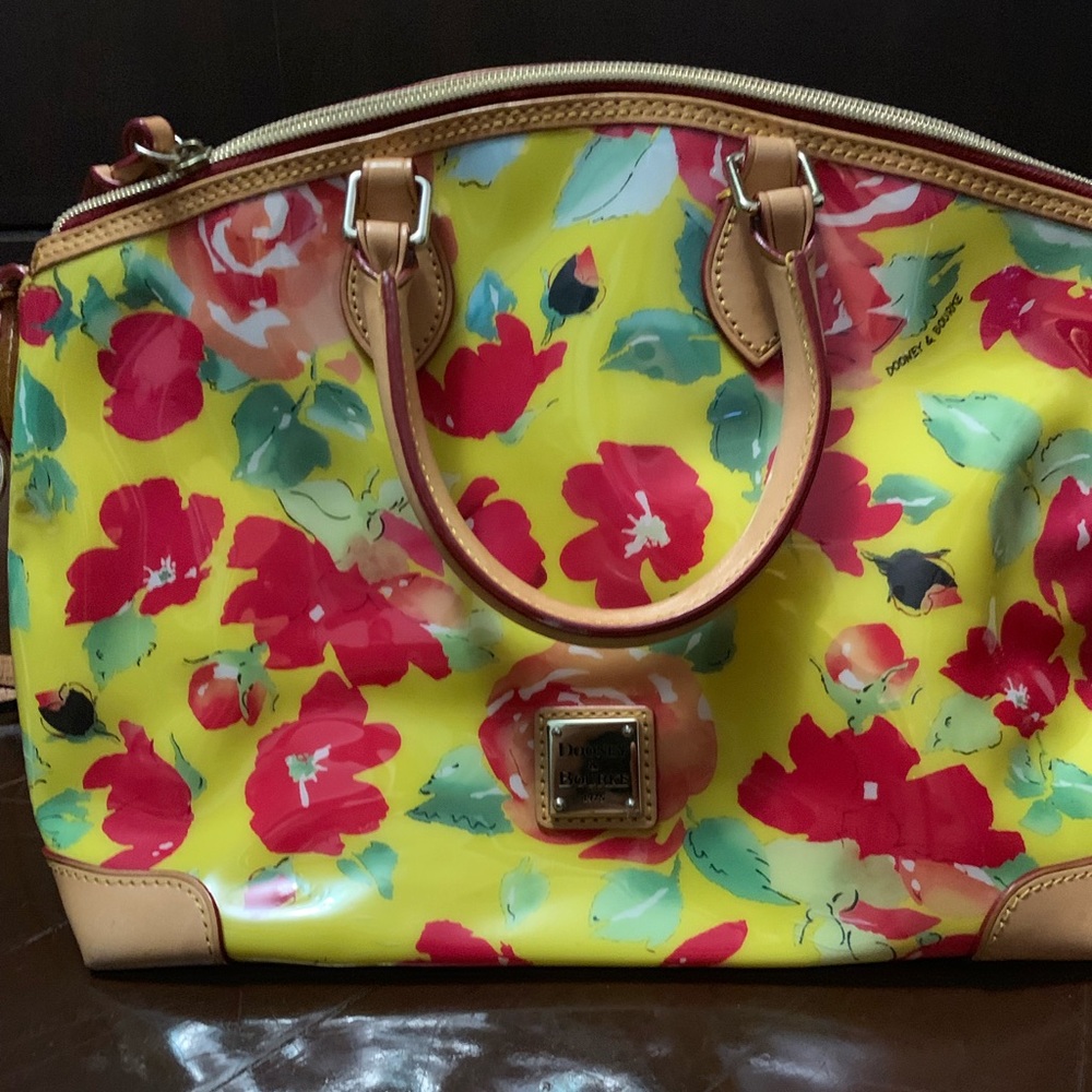 Dooney & Bourke